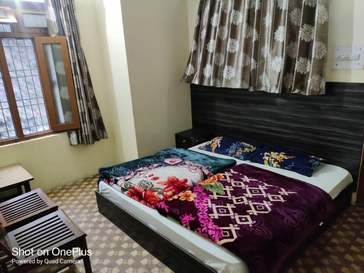 Hari Krishna Guest House Pandukeshwar Bagian luar foto