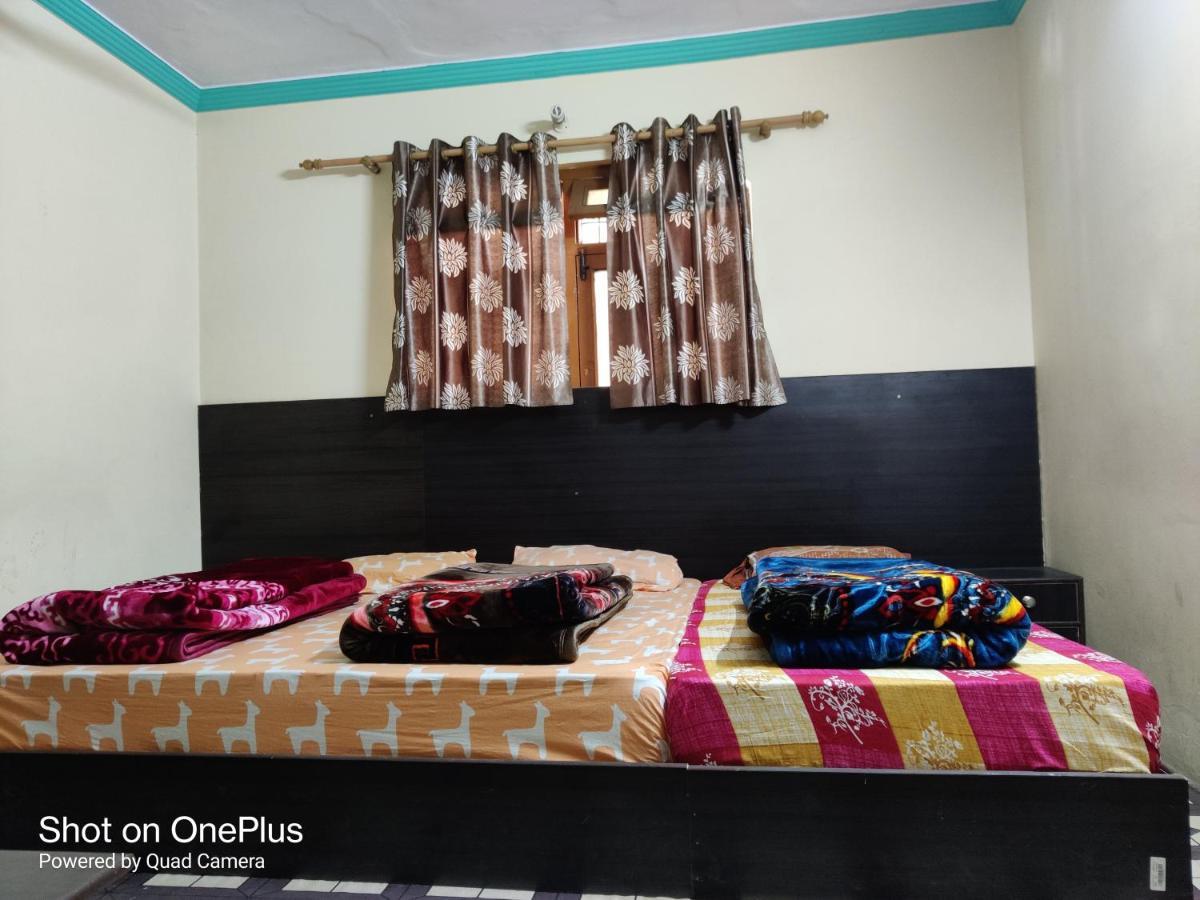 Hari Krishna Guest House Pandukeshwar Ruang foto